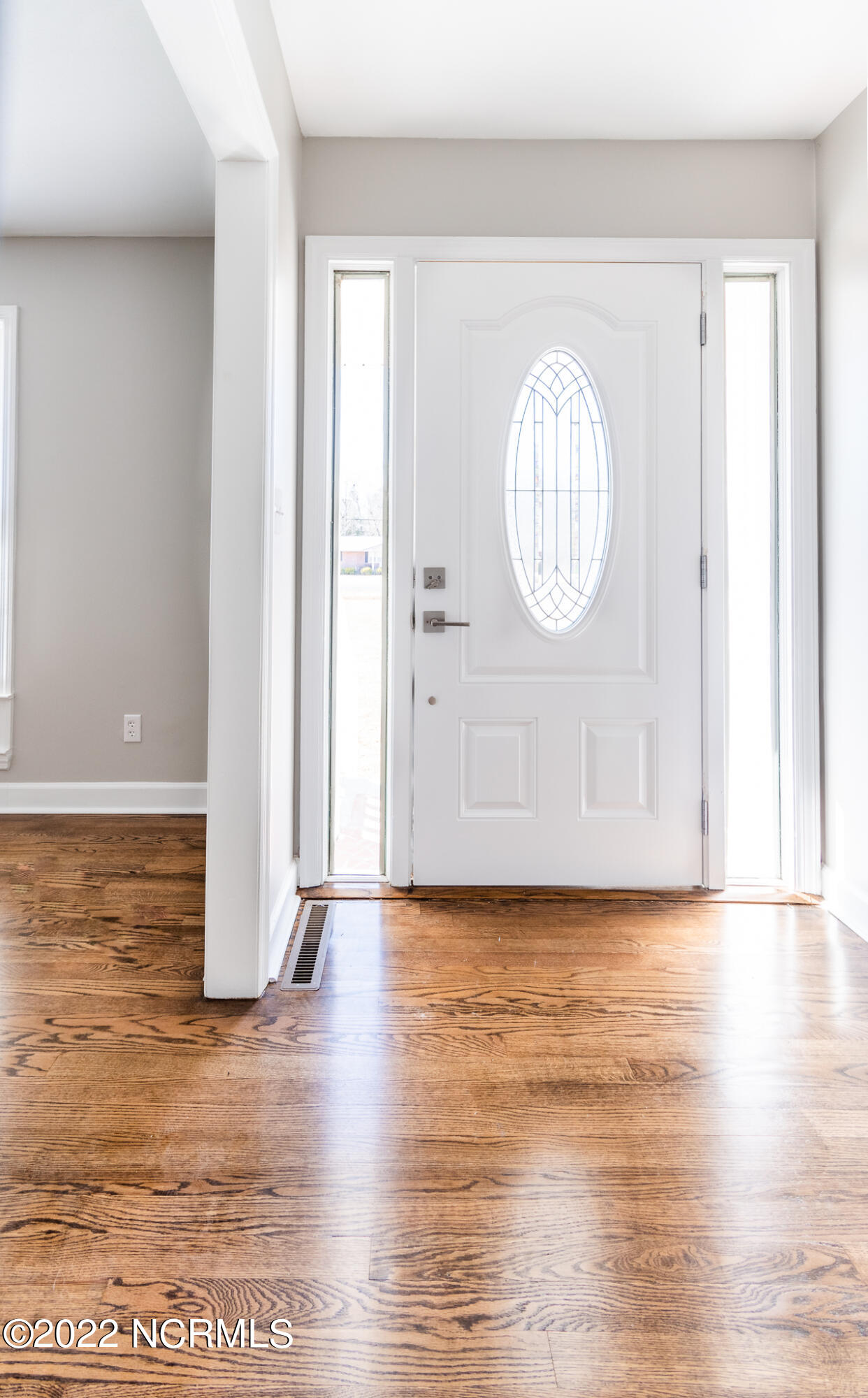 466 Happy Valley Road Elizabethtown, NC 28337 - Photo 22 of 30 Foyer