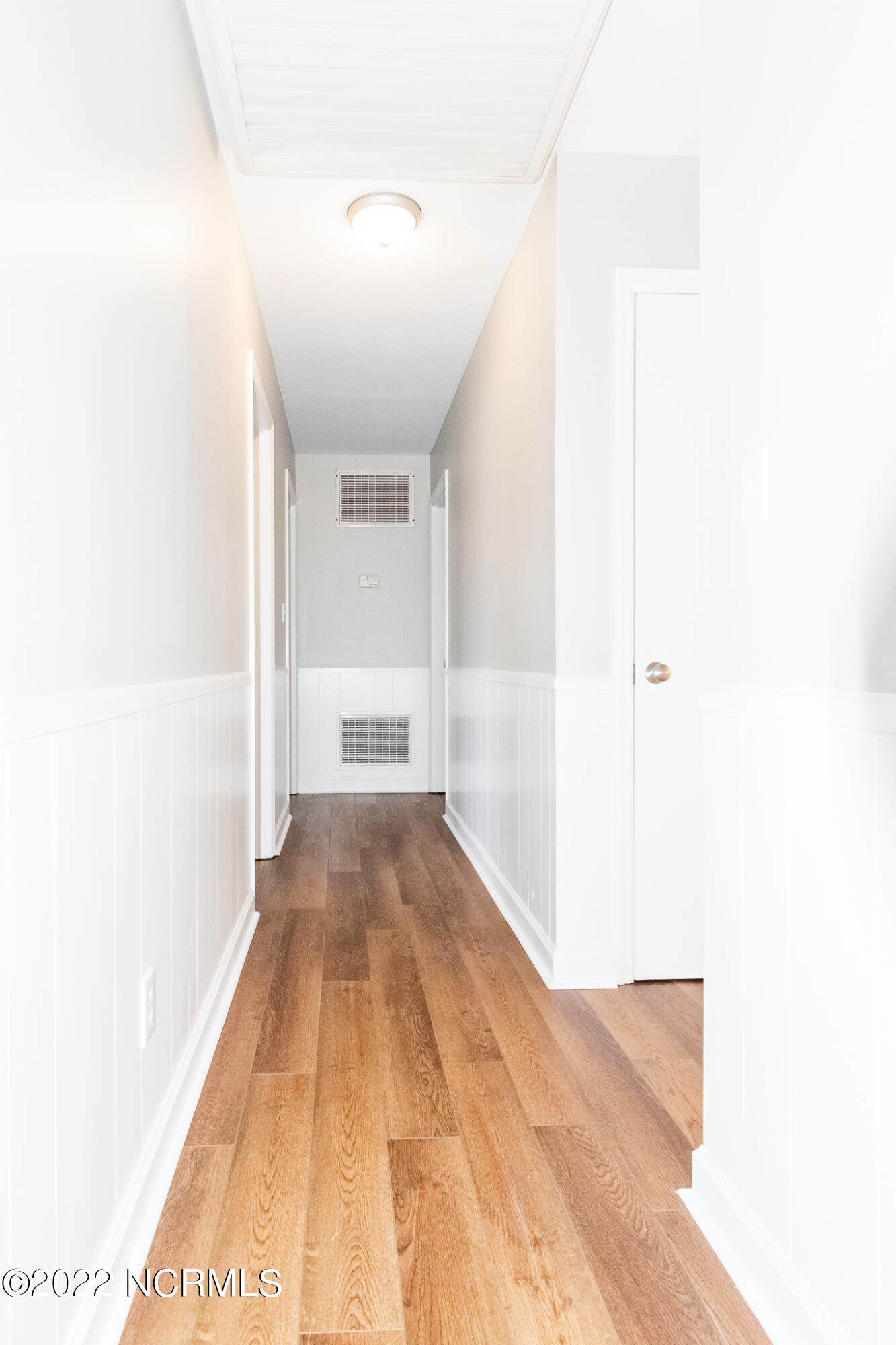 466 Happy Valley Road Elizabethtown, NC 28337 - Photo 24 of 30 Hallway