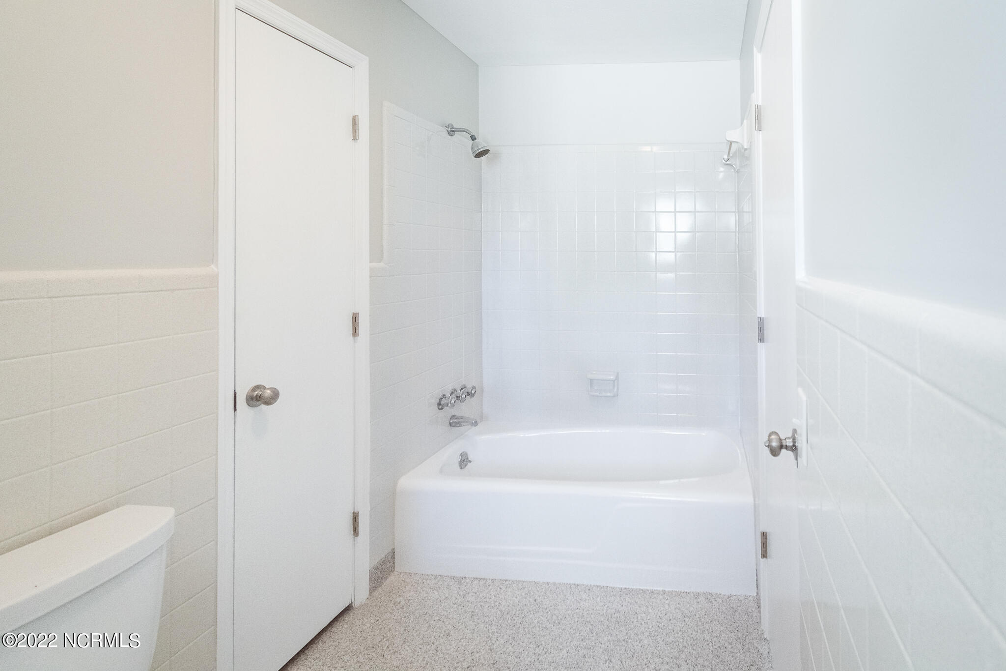 466 Happy Valley Road Elizabethtown, NC 28337 - Photo 29 of 30 Master Bath