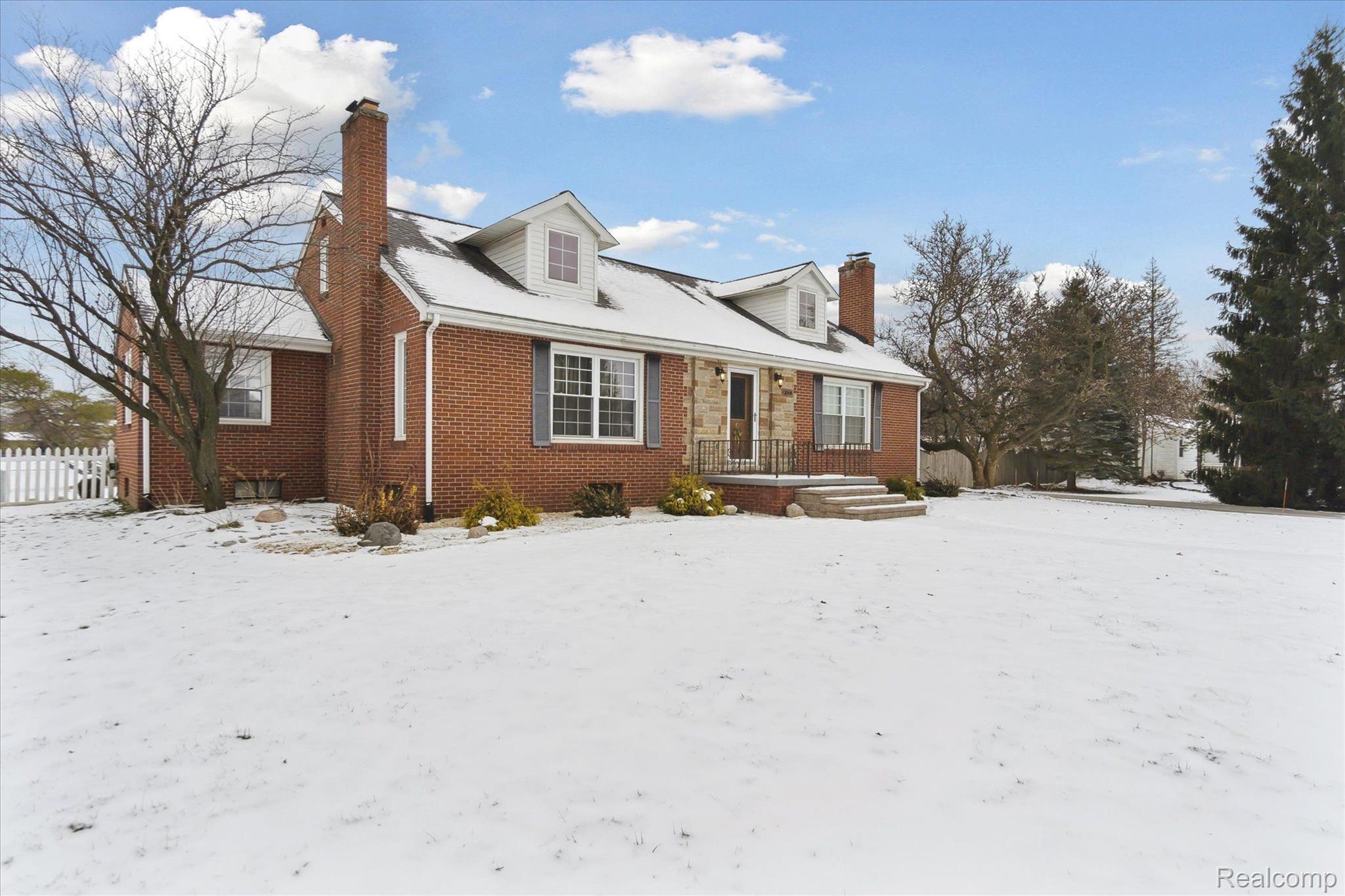 6421 Fenton Road Flint, MI 48507 - Photo 2 of 58