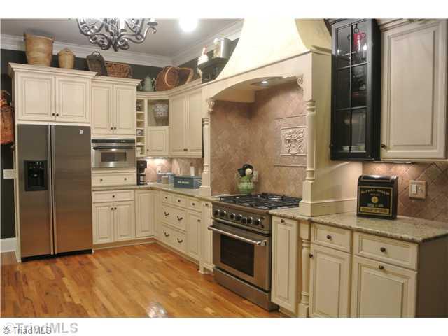8522 Rosedale Drive Oak Ridge, NC 27310 - Photo 9 of 16 Kitchen.