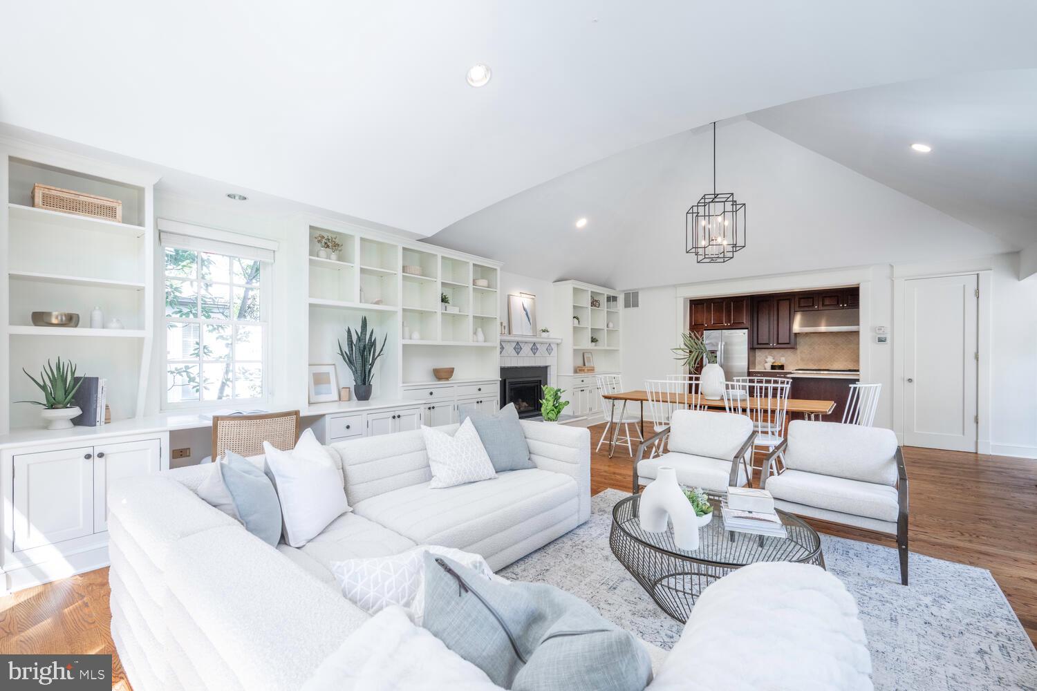 5804 Cedar Parkway Chevy Chase, MD 20815 - Photo 19 of 95