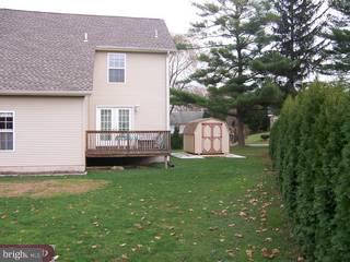 4930 Green Tree Road Reading, PA 19606 - Photo 2 of 5 Gallery Image 2