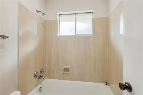 $450,000 | 17 Rue Lemans, Kenner, LA 70065