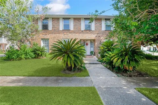 $450,000 | 17 Rue Lemans, Kenner, LA 70065