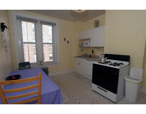 27 Symphony Road Boston, MA 02115 - Photo 5 of 10