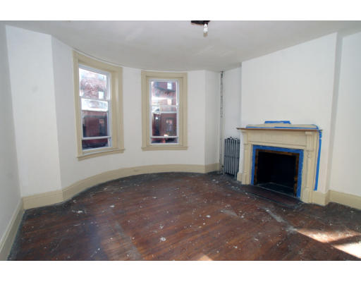 27 Symphony Road Boston, MA 02115 - Photo 8 of 10