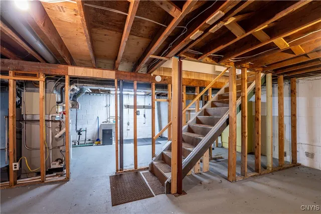 $239,900 | 119 Waterbury Avenue, Whitestown, NY 13492