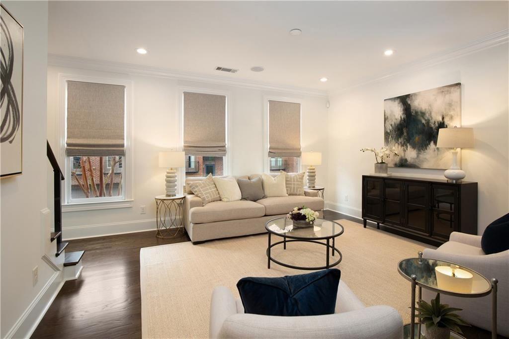 545 Canton Walk Roswell, GA 30075 - Photo 6 of 58