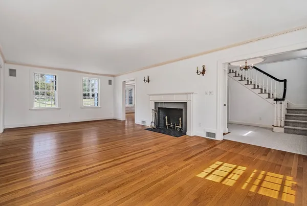 $12,500 | 11 Wachusett Road, Wellesley, MA 02481
