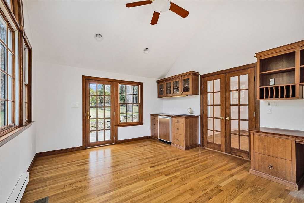 11 Wachusett Road Wellesley, MA 02481 - Photo 6 of 37