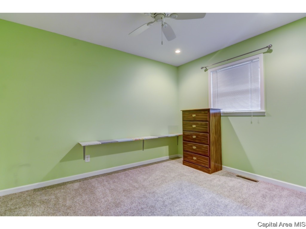 6 Royal Road Springfield, IL 62702 - Photo 19 of 25