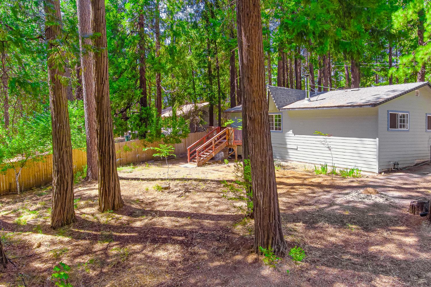 6148 Red Robin Road Placerville, CA 95667 - Photo 23 of 34