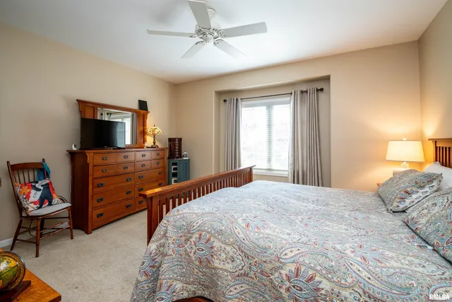 $297,500 | 403 Prairie Springs Drive, Chillicothe, IL 61523