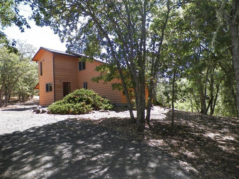 1105 Alpine Road Eagle Point, OR 97524 - Photo 2 of 34 Additional Photo