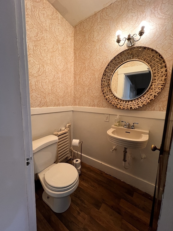 186 Buckingham Street Springfield, MA 01109 - Photo 6 of 42