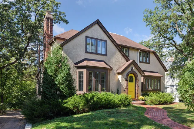 $998,000 | 5324 Russell Avenue South, Minneapolis, MN 55410