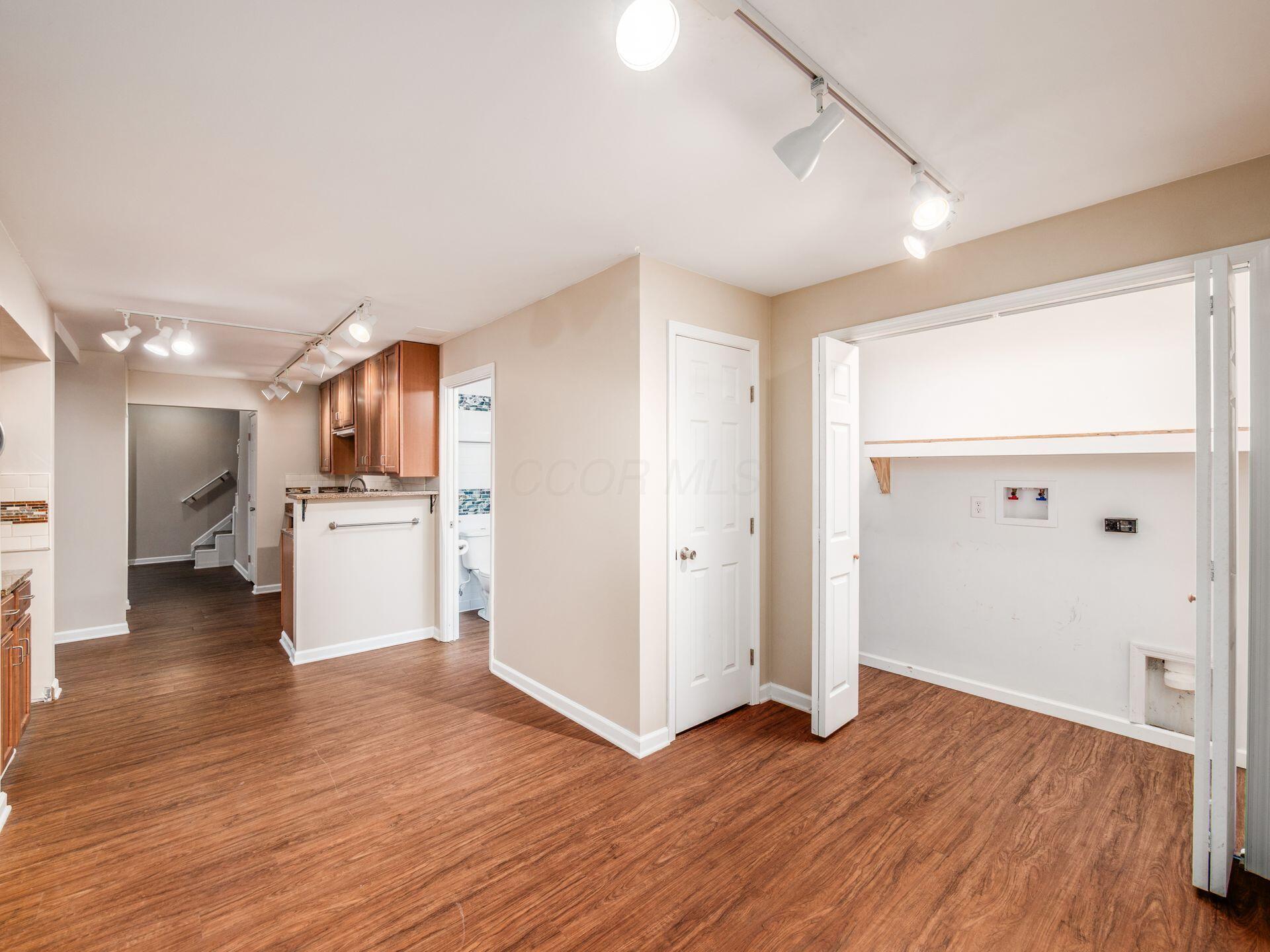 1397 Horseshoe Road Delaware, OH 43015 - Photo 44 of 64 LL Laundry
