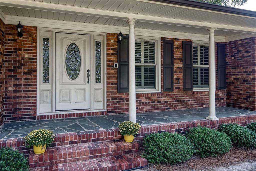 685 Saw Road China Grove, NC 28023 - Photo 2 of 42 Gallery Image 2