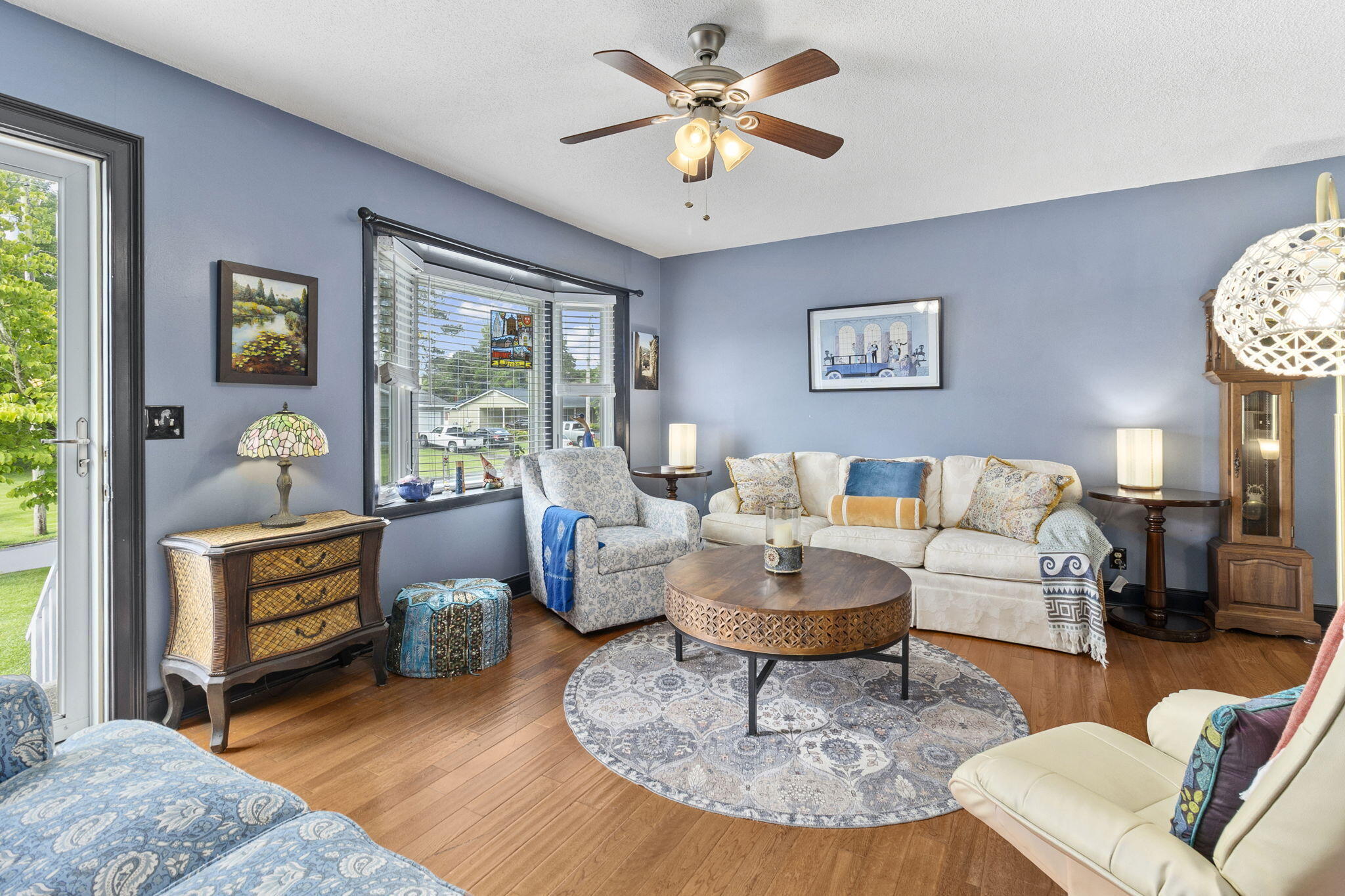 406 Wisteria Road LaFayette, GA 30728 - Photo 5 of 31 Living room