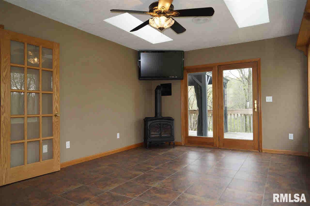 301 Hickory Hills Road Geneseo, IL 61254 - Photo 8 of 24 Gallery Image 8