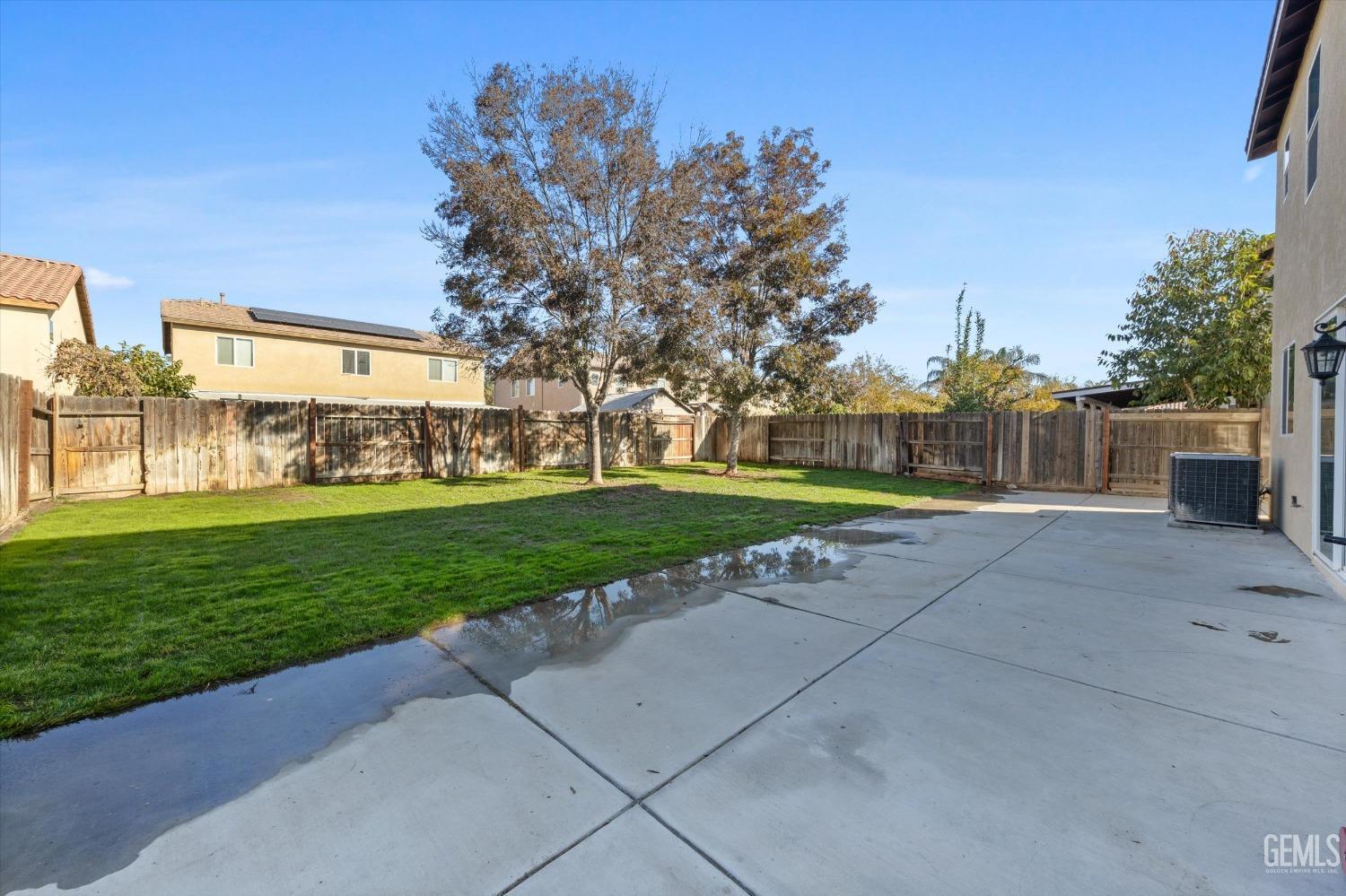 Undisclosed Address Bakersfield, CA 93313 - Photo 32 of 34 a view of a park with a house in the background
