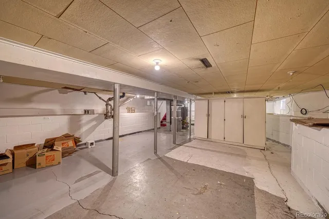 a view of a storage & utility room