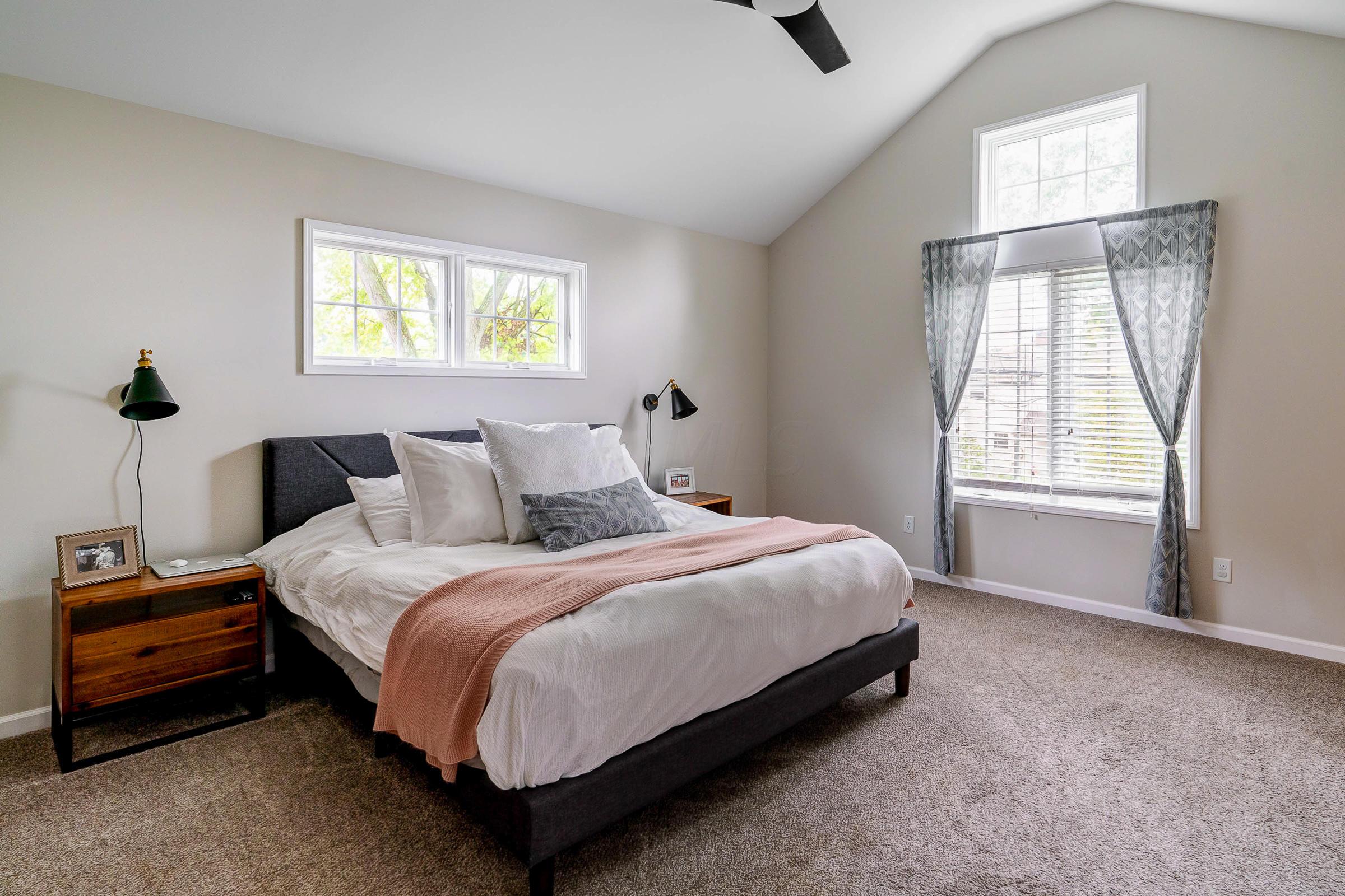 2259 Dorset Road Columbus, OH 43221 - Photo 16 of 32