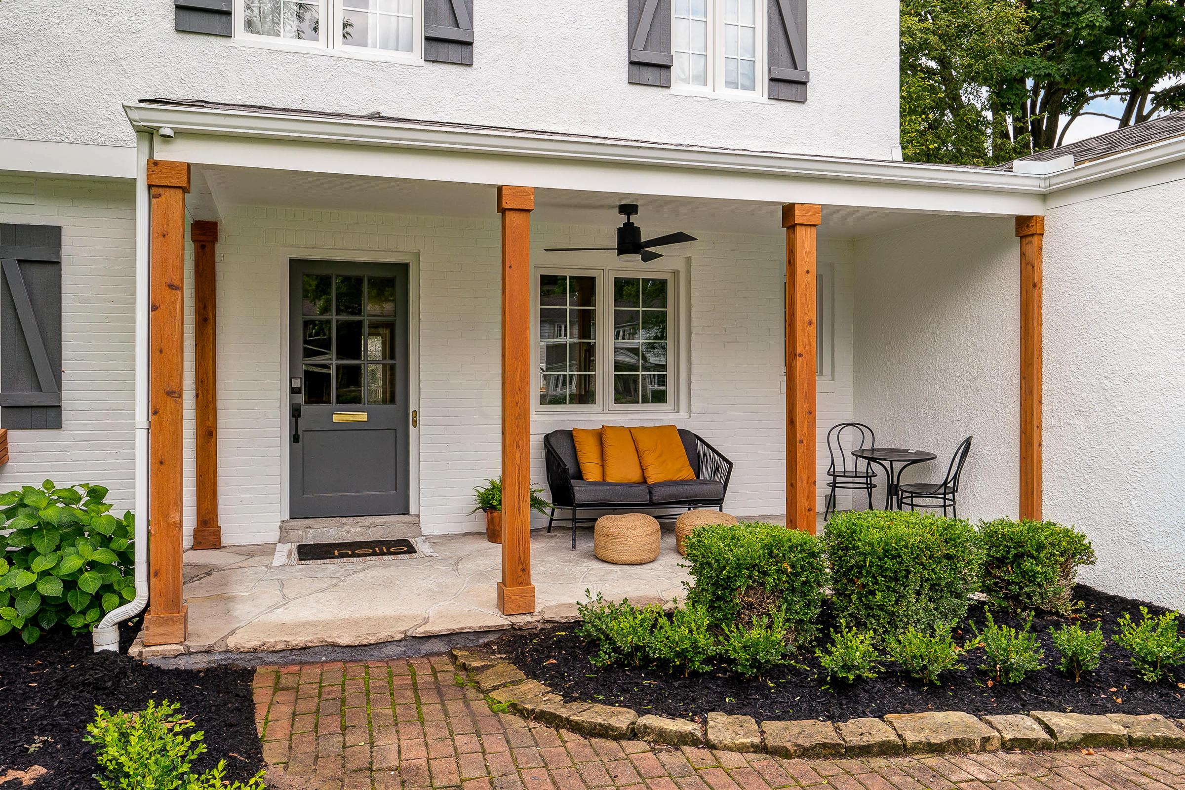 2259 Dorset Road Columbus, OH 43221 - Photo 2 of 32