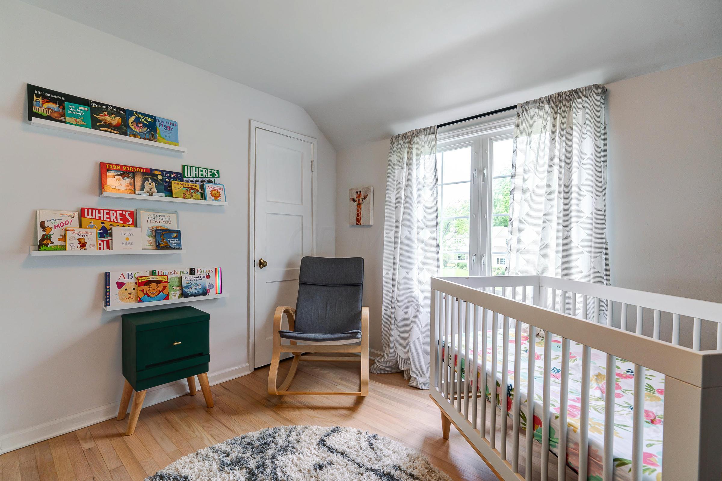 2259 Dorset Road Columbus, OH 43221 - Photo 23 of 32
