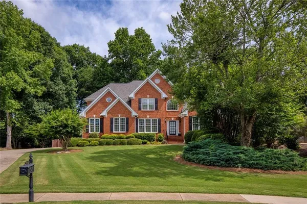 $925,000 | 13875 Belleterre Drive, Alpharetta, GA 30004