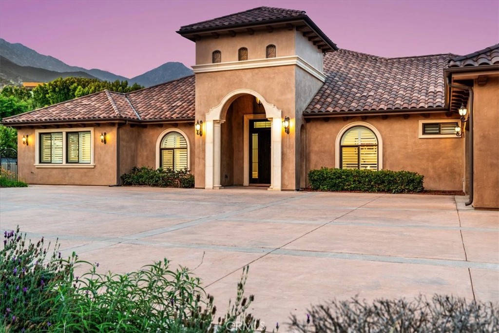 2510 Belleview Road Upland, CA 91784 - Photo 3 of 59 a front view of a house with garden