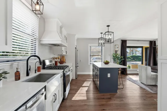 $619,999 | 125 East 12th Street, Tracy, CA 95376