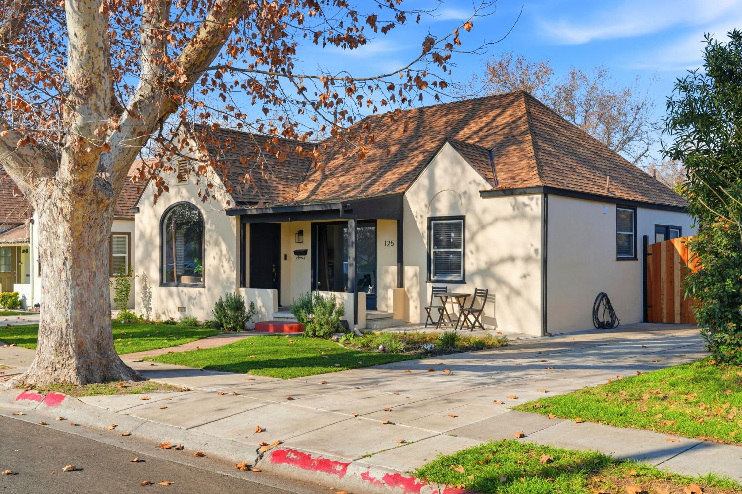 125 East 12th Street Tracy, CA 95376 - Photo 2 of 41