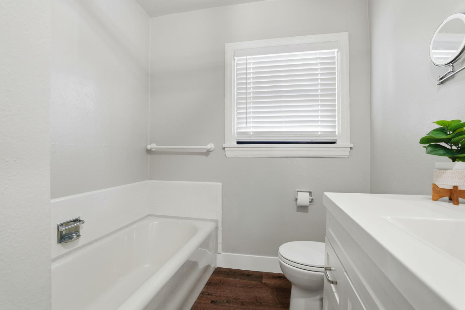 125 East 12th Street Tracy, CA 95376 - Photo 28 of 41