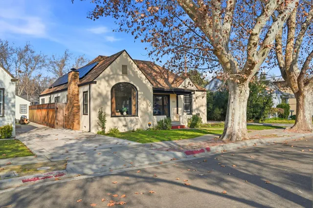 $619,999 | 125 East 12th Street, Tracy, CA 95376