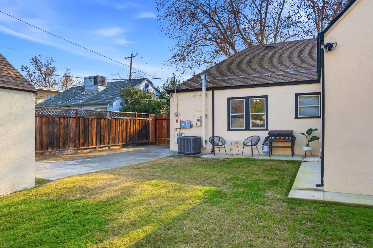 125 East 12th Street Tracy, CA 95376 - Photo 35 of 41