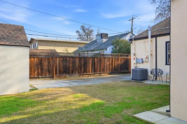 $619,999 | 125 East 12th Street, Tracy, CA 95376