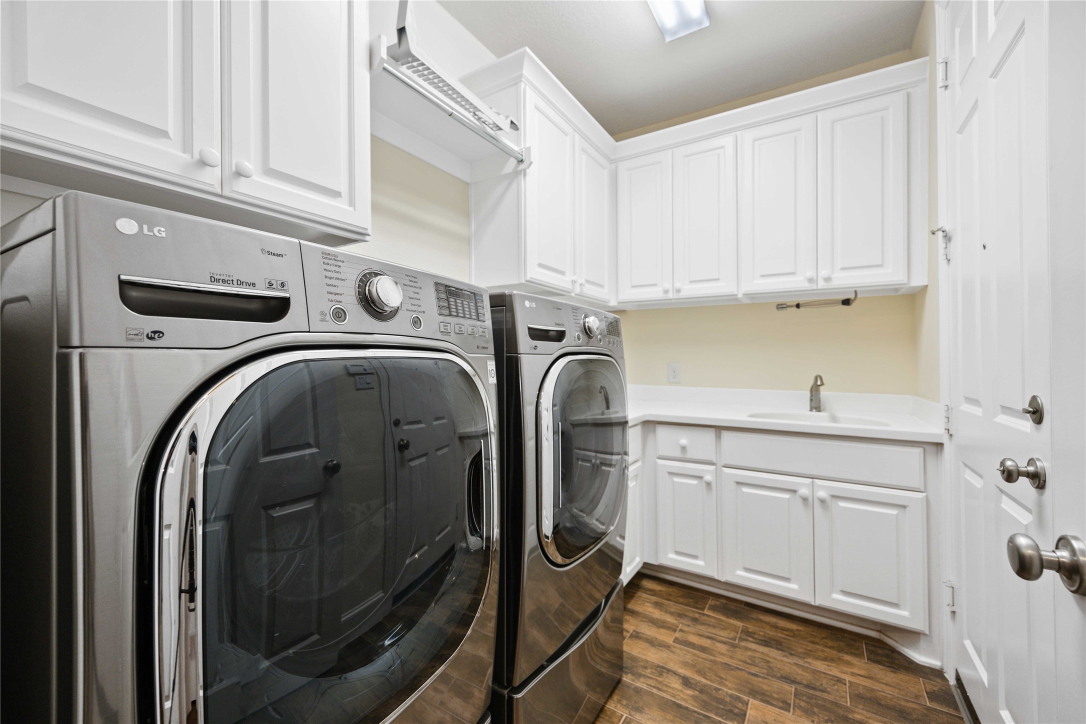 4110 Clover Ridge Lane Sugar Land, TX 77479 - Photo 15 of 29