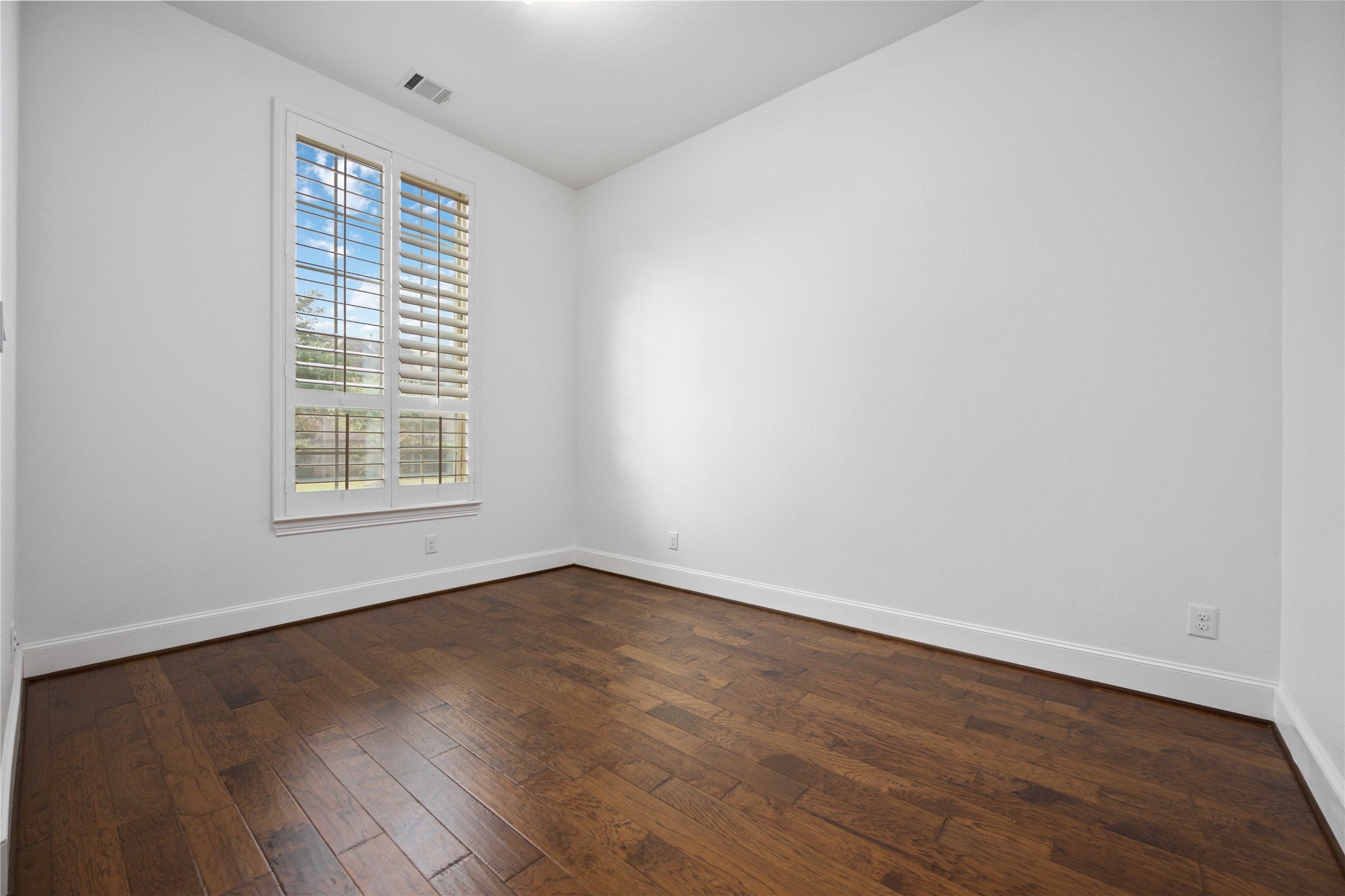 4110 Clover Ridge Lane Sugar Land, TX 77479 - Photo 7 of 29