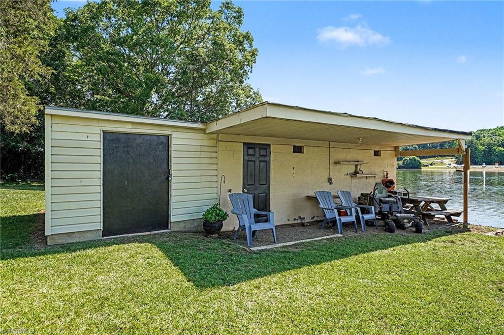 163 Flat Swamp Lake Road Denton, NC 27239 - Photo 26 of 38
