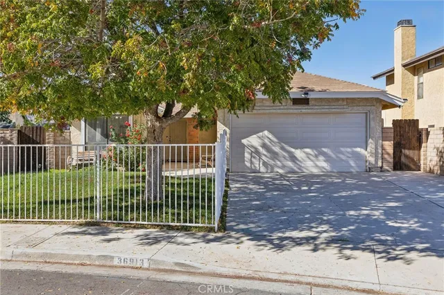 $448,888 | 36913 Tobira Drive, Palmdale, CA 93550