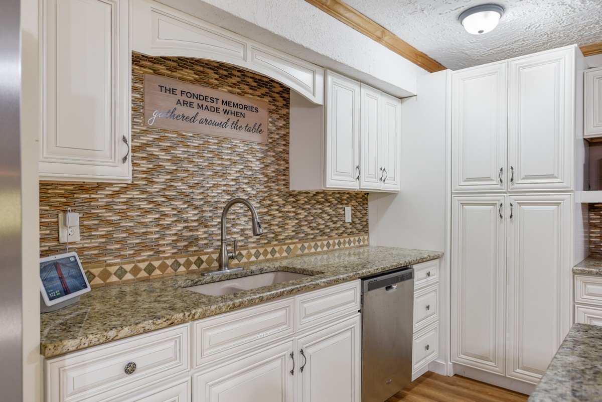 1840 Garrison Branch Road Cottontown, TN 37048 - Photo 9 of 41 Oversized under-mount sink and faucet