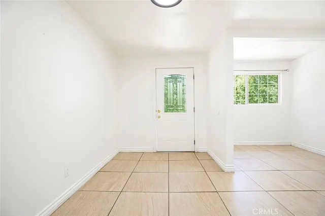 $1,299,000 | 10058 Sunland Boulevard, Sunland, CA 91040