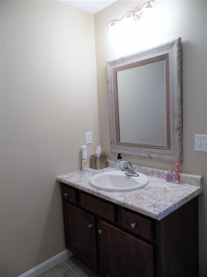 61 Windham Road, Unit C Hudson, NH 03051 - Photo 22 of 31