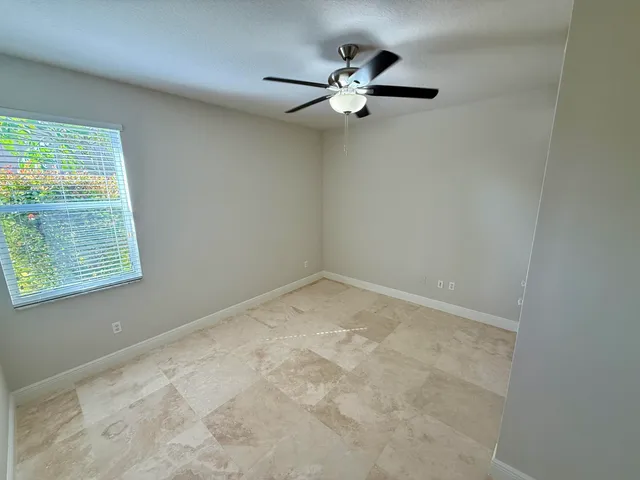 $6,000 | 6509 Stonehurst Circle, Lake Worth, FL 33467