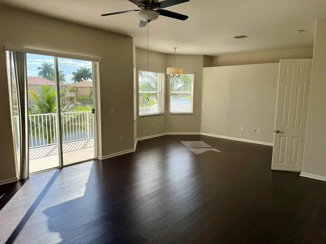 $6,000 | 6509 Stonehurst Circle, Lake Worth, FL 33467