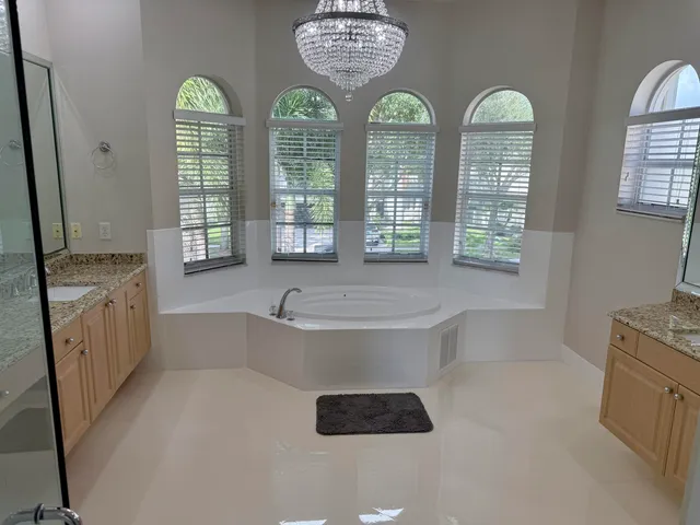 $6,000 | 6509 Stonehurst Circle, Lake Worth, FL 33467