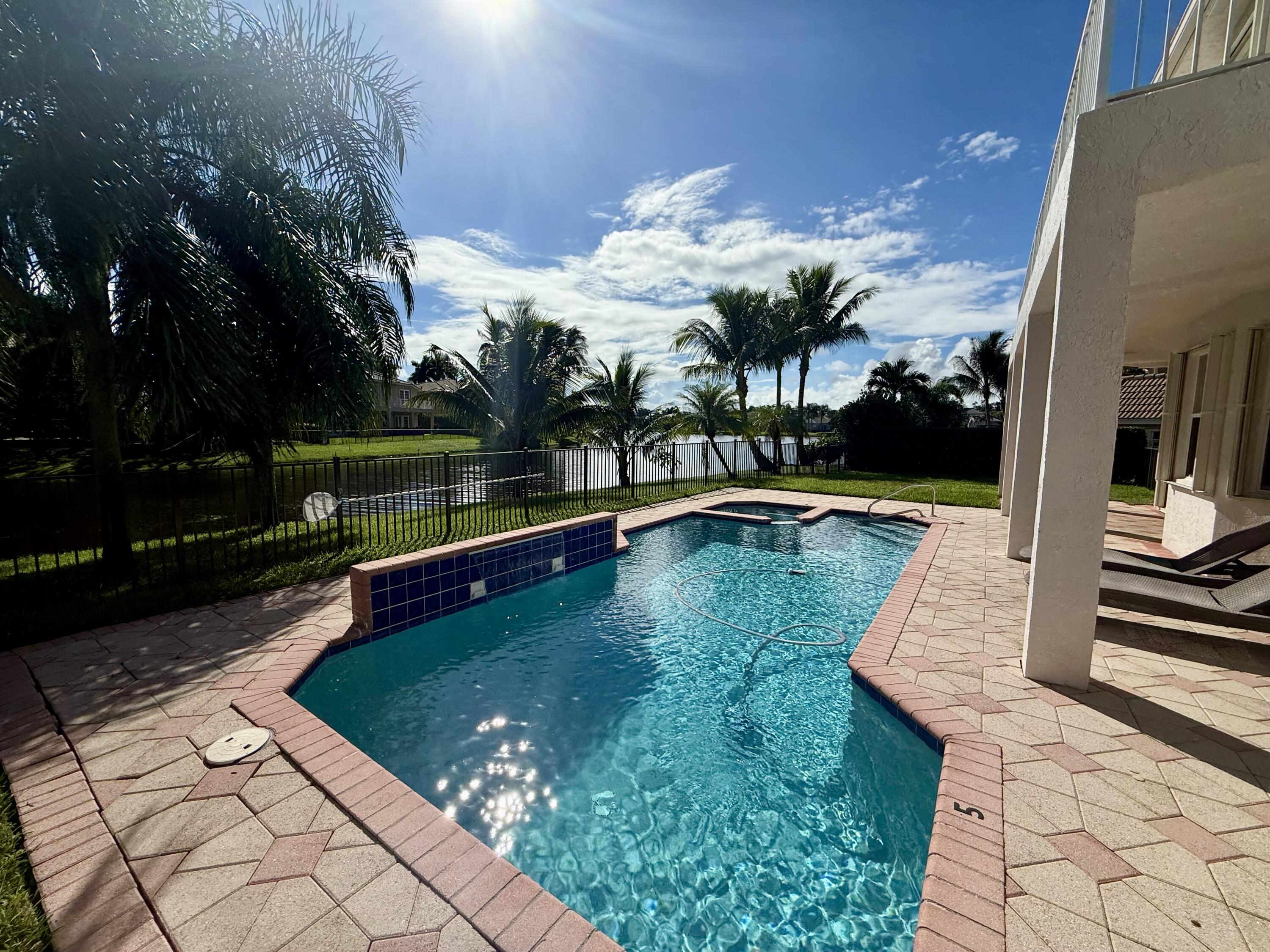 6509 Stonehurst Circle Lake Worth, FL 33467 - Photo 35 of 47 IMG_7084