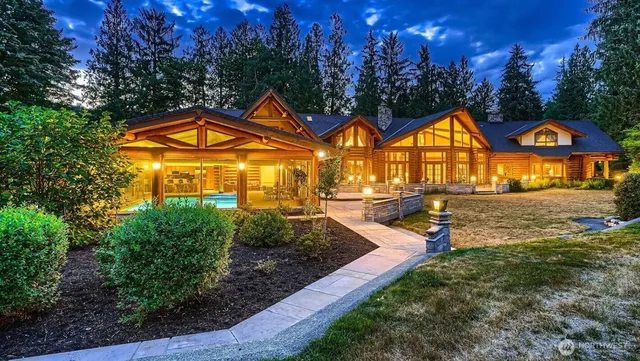 $8,500,000 | 8100 428th Avenue Southeast, Snoqualmie, WA 98065